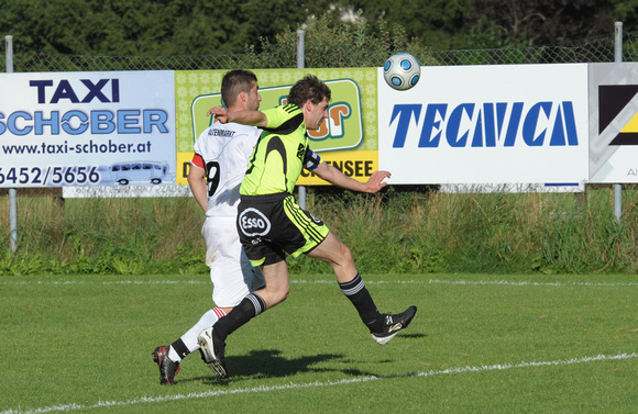 FUSSBALL