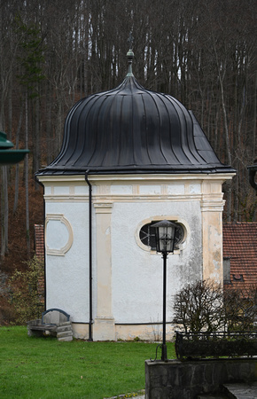 LOKALES