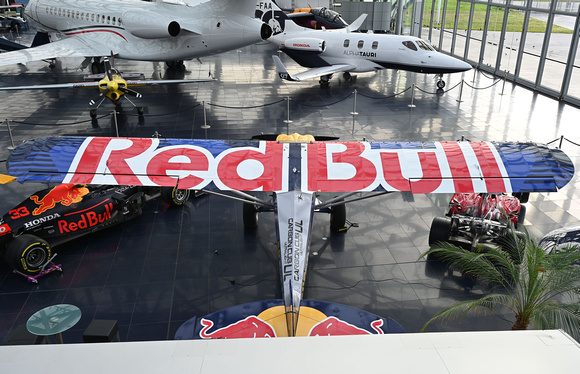 FLYING BULLS