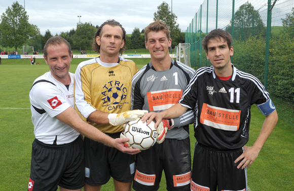 FUSSBALL